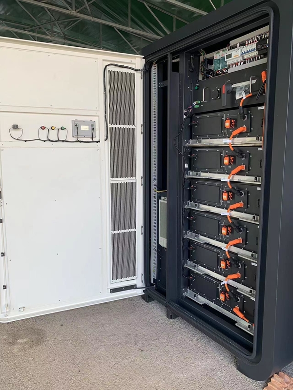 135kw 289kwh LFP sistema di gabinetti esterni di stoccaggio dell'energia per centrali elettriche e basso rumore
