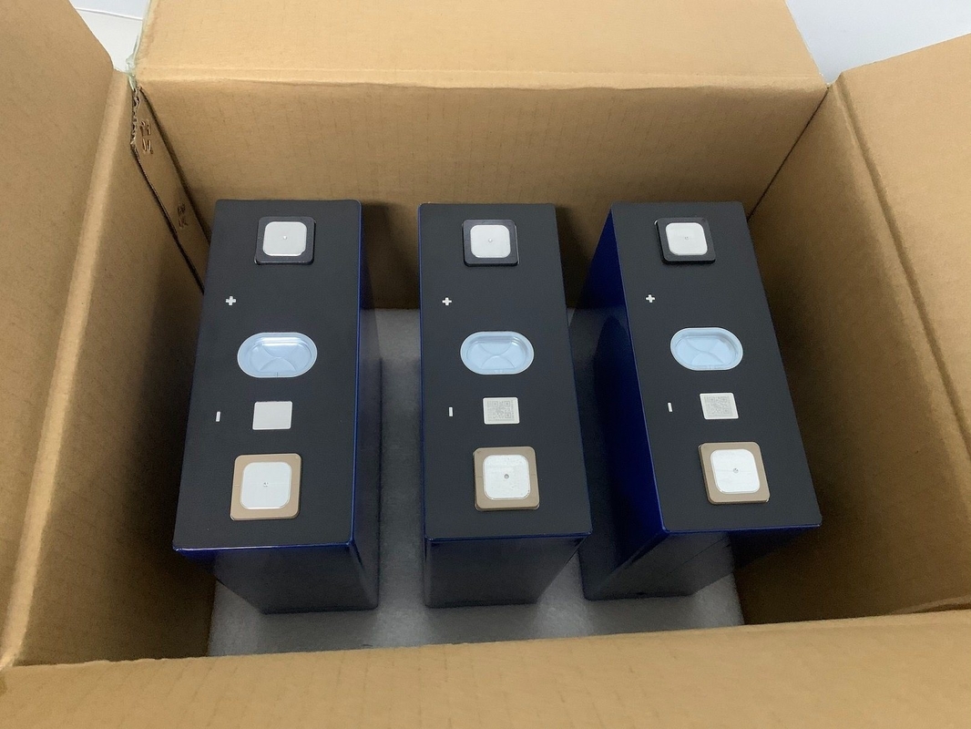 5.9 kg Cella batteria prismatica per sistemi di accumulo di energia per camion e container pesanti