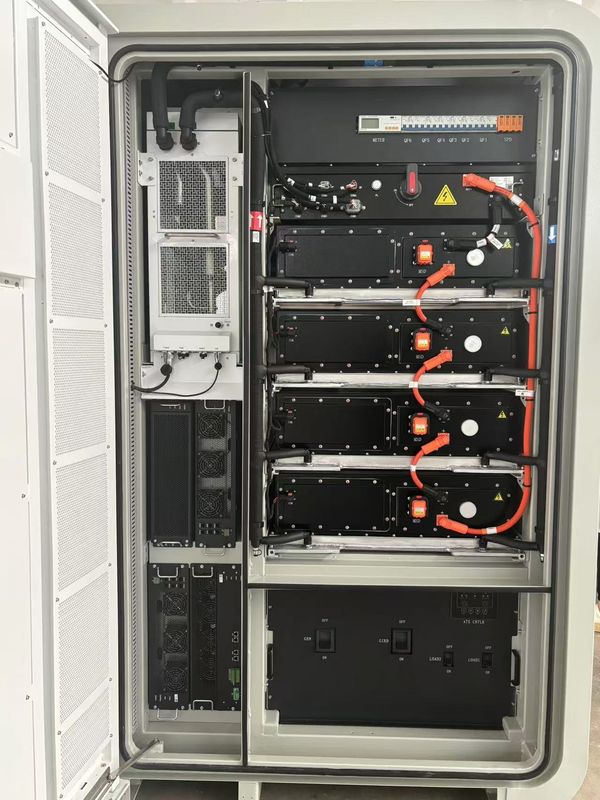 125kw 144KWh Alta efficienza ALL IN ONE Liquid Cooling ESS Cabinet per la ricarica ESS e EV della città